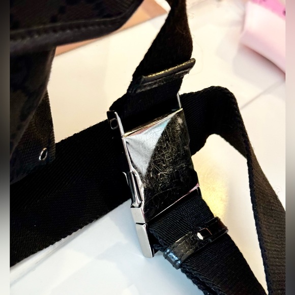 Gucci Belt Bag - Picture 15 of 15
